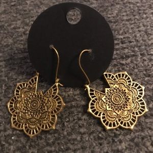 Gold Fashion Earrings